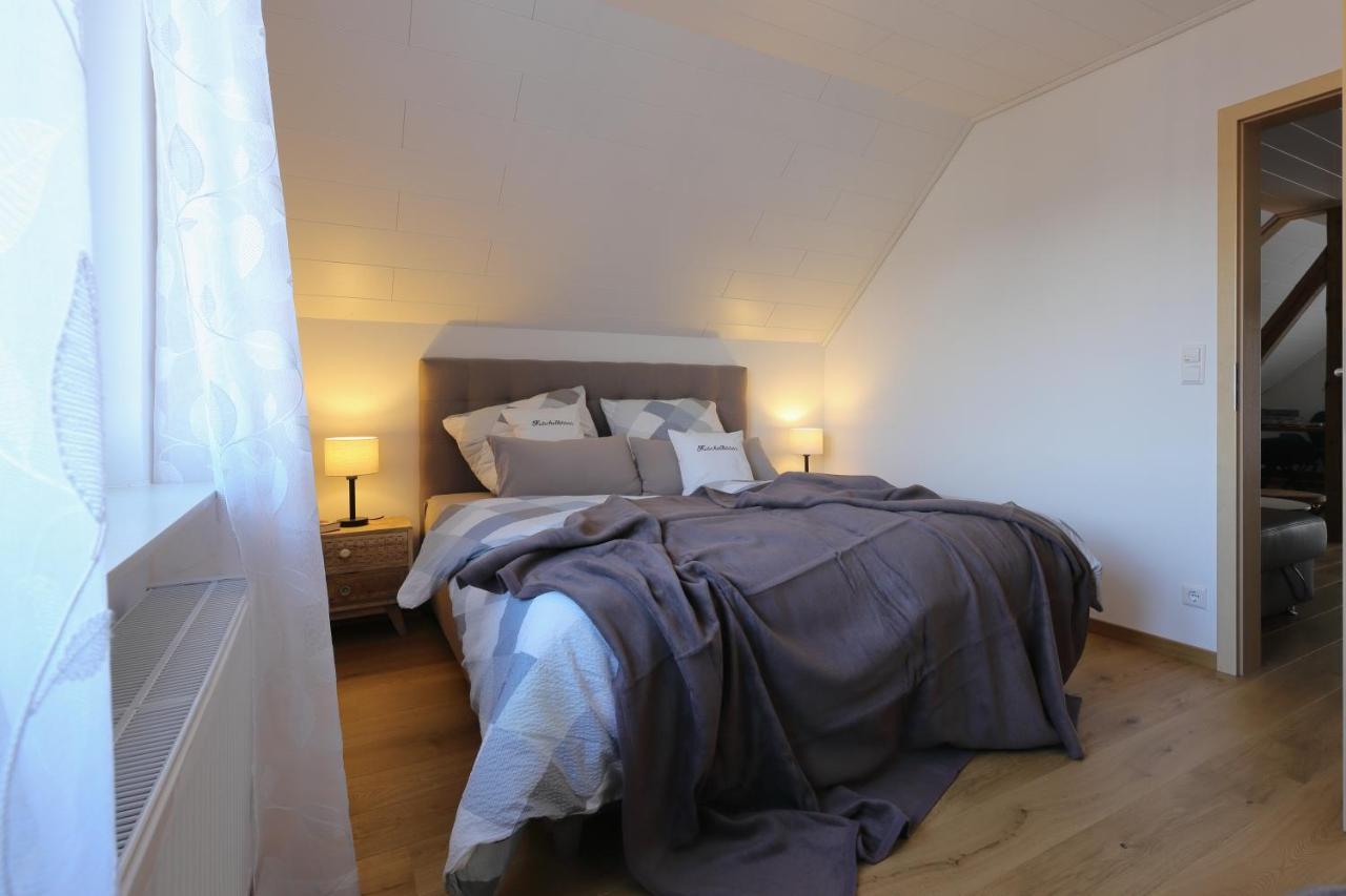 Ferienhaus Daeschinger Der Goldene Mond Mastershausen Exteriör bild