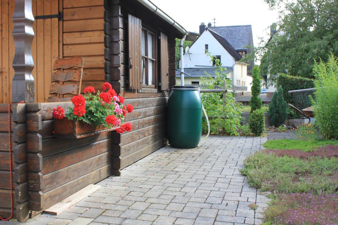 Ferienhaus Daeschinger Der Goldene Mond Mastershausen Exteriör bild